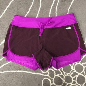 😍REDUCED🏃🏼‍♀️BURGUNDY  WORKOUT SHORTS